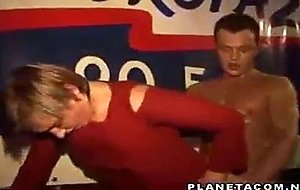 Gang bang hardcore en exterieur