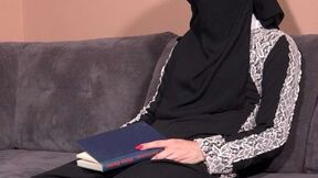 Punishing a disobedient hot girl in niqab