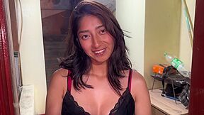 Vecina Entrega El Culo Mientras Su Esposo Esta En El Trabajo!