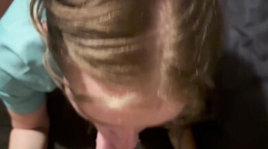 British girlfriend swallowed deep on her knees Aheago cum slurping her tiny feet toes up close