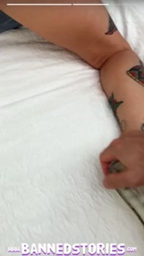 Tattooed Skater Girl Vanessa Vega in Skateboarding and Squirting in Public