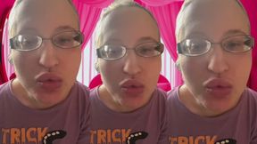 ASMR Bursting Bubblegum Bubbles - ASMR, Bubble Gum Fetish, Eye Glasses Fetish, Lip Fetish