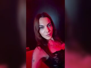 TrANS IN SWINGER CLUB