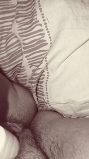 Young, fat and hairy pussy squirting.