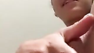 Hottie Colombian Masterbates and Jizzes
