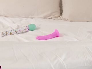 GirlGirlXXX - Large Tit mother I'd like to fuck Goes Down On Her Cute Curious Babysitter (Carmela Grasp & Paris White)