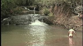 Twink fucked by blond shemale outdoor exhib river