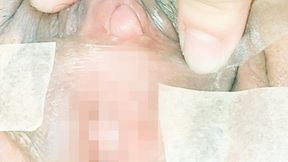 We pierced her clitoris with a needle and finally played with her clitoris with a sucking toy.