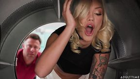 Sexy blonde stuck and fucked in the public laundry room - Adult Time