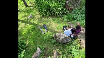 Pareja captada haciendo sexo oral en p&uacute_blico en un cerro