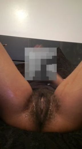 I like when u leave ur cum on my pussy