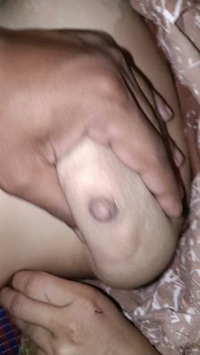 Sexy sister-in-law, I enjoyed it a lot, what should I say, the chut was so wet, I went to 0 ho.   Clip 1