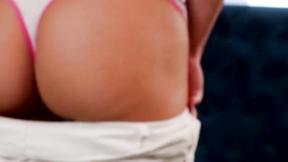 ”Barely legal teen Avery Nona sensually strips & teases”