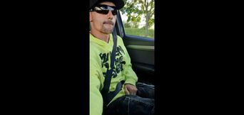 I have to piss fucking !!