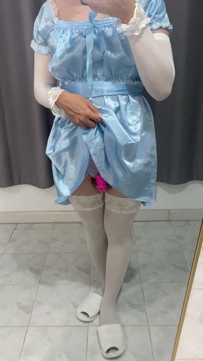 Let's see Kanisa's sissy clity!