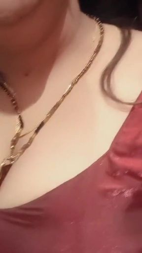 Step mam ko ungli krte dekh liya fir unhone apne bula kar full maze diye   Clip 1