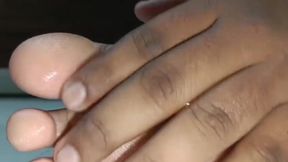 Oiled up Solo Smooth Foot Fetish Tease