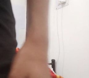 Charming 18+ Girl Enjoys Playful Moments in Sri Lanka