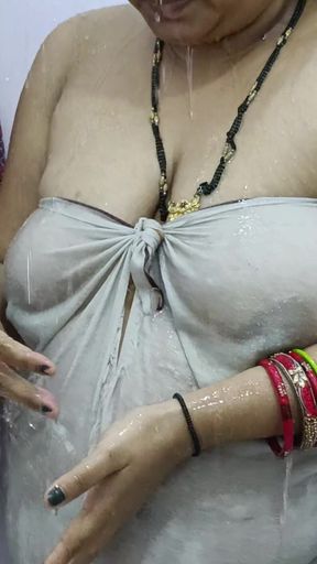 Desi Ncr Bhabhiji Want Creampie on Her Face