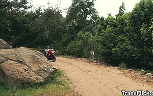 Transgender Aubrey Kate doggystyle babe Gia outdoor