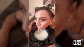 Catwoman Amandha Fox play and anal