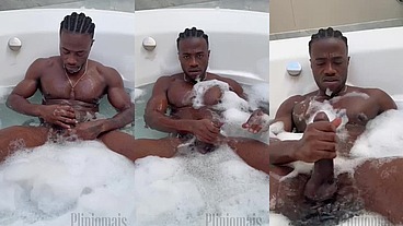 GOZAR NA BANHEIRA É BOM DEMAIS!