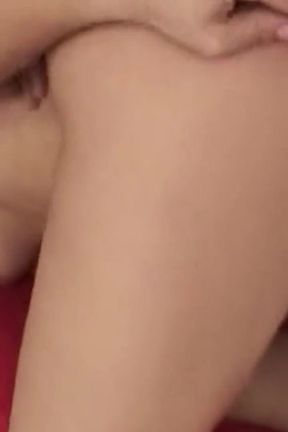 Horny MILF Dripping Wet From Intense Finger Fucking Session