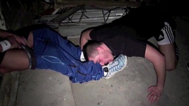 626 striaght in gogging suck his friend in discret underground