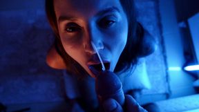 Juicy brunette gets a cumshot on her face!