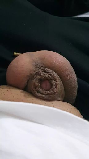 Housewife caught step son with dick out while his cleaning the room a