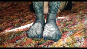 Imagine me jerking your dick with my feet.