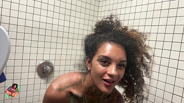 Big Bush dripping wet in the shower