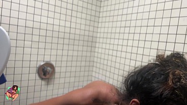 Big Bush dripping wet in the shower