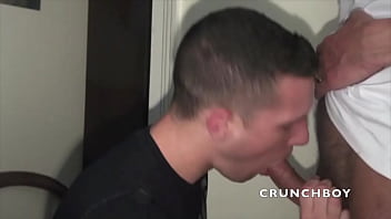 hto sneaker sex sucking a badboy