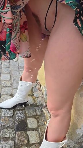 Caught Me Pissing Outdoor but It Didn&#039;t Stop Me