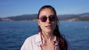 Mia, 24 years old, from Hyères!