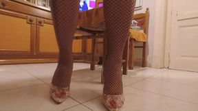 *** custom video *** Waiting friends for a cup of tea in nude patent transparent high heel stilettos pointed toe pumps with dark narrow fishnet stockings (MP4) 1080 Full HD