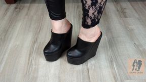 (625) Shoe Collection: Shoeplay and Shoe Tapping in Wedge Clogs - Dame Olga (1440p)