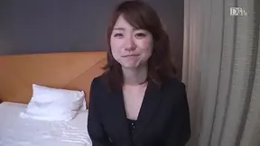 Naughty Amateur Ayumi Ono Exposes Her Job Secrets in Steamy AV Debut
