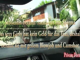 Hawt wench loves oral job in car