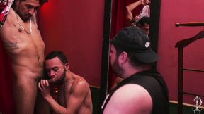 barbeiro maloka do pau grosso mete no cu dos clientes da quebrada (dobradinha profanus barbearia ep2 & ep1 completos)