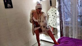 christmas antics of a depraved santa girl, or aunt aimee s cunt is wide open again for her slutty adventures...))