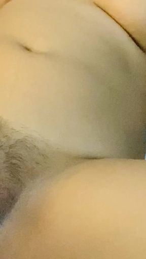 Captivating moment from "Hairy pussy fingering"