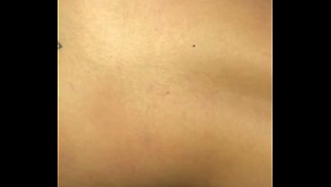 Fudemos a casada safada na oficina. Casada safada, foi arrumar o carro, nao aguentou os BBC pauzudo e pagou o servi&ccedil_o com a buceta.