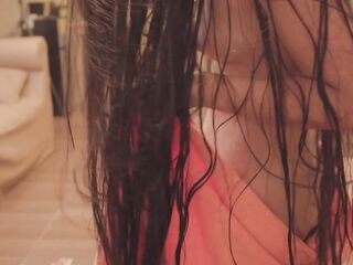 I was taking a bathroom when a stranger arrived at my door - ENG SUB