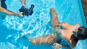 ”Latin babe Yorgelis blows your mind with her big boobs”