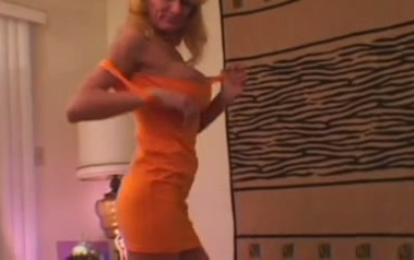 I like it when my lover eats my twat and fucks me in missionary position