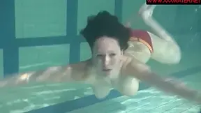 Fine-looking Chippie - Russian Clip