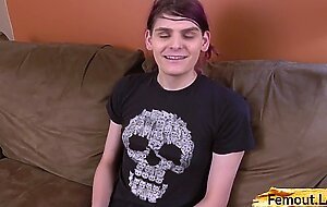 Amateur trap fingering ass during solo action