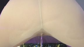 Pee In Leggings Peeing Pants Urinas Mirror Wet Pussy Piss In Yoga Pants